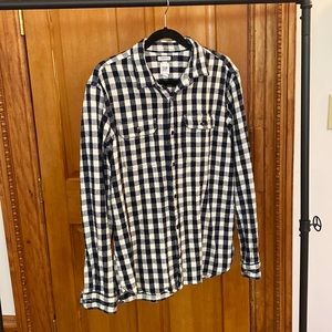 🐶 Gap men's flannel size Large, standard fit.